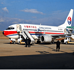 启阳机场货运航空快运业稳步发展的原因是什么？
